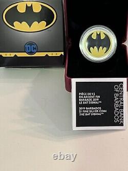 2019 99.99% Pure Silver. Glow-in-the-dark-coin. The Bat Signal